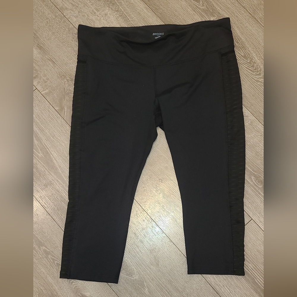 Brooks Capri running leggings XL